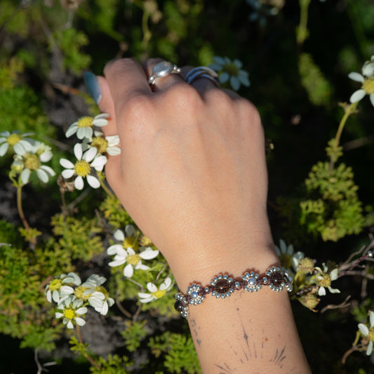 Pulsera Flores Silvestres | Café y Cuarzo Ahumado