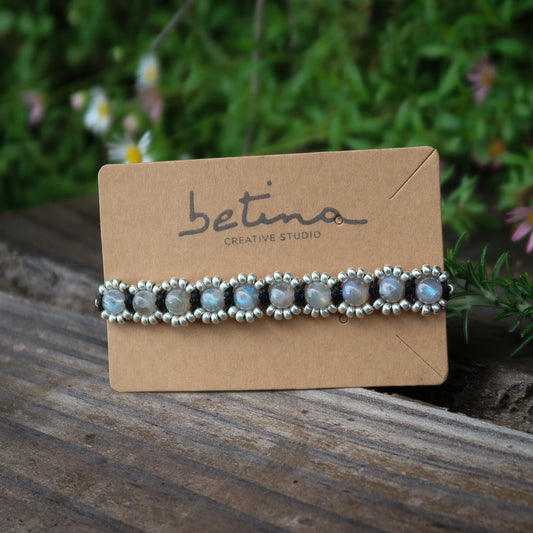 Pulsera Campo de Flores | Negro con Labradorita